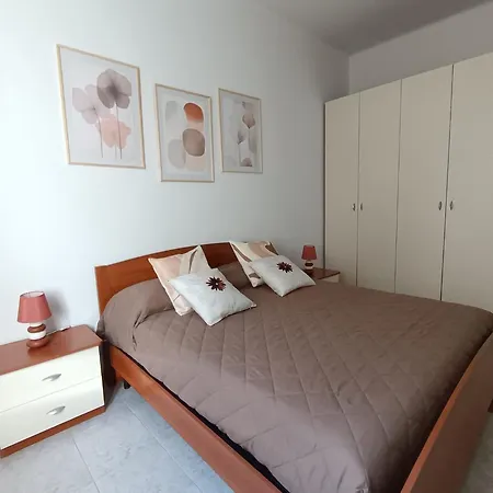 M'house 22